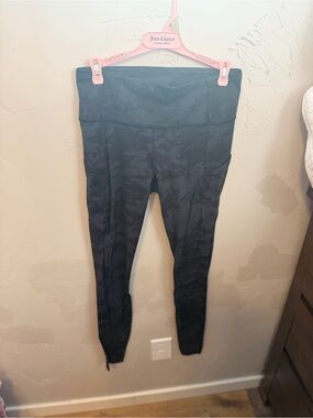 Lululemon Dark Camouflage High-Waist Leggings with Side Pockets